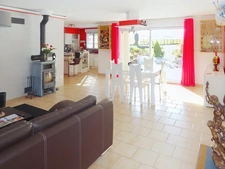 Maison familiale 4 chambres – Très bon état – Économe en énergie – Diconne (71330)