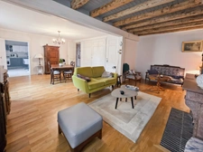 Maison de ville 117 m² – 3 chambres – Garage – Petite cour – Centre Lons-le-Saunier