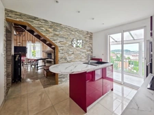 Maison d’architecte 7 pièces – 125 m² – Vue panoramique – Hauteurs de Lons-le-Saunier