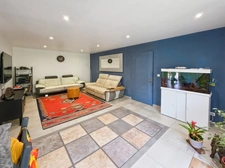 Maison à vendre 4 pièces 97 m2 dont 230 m2 de dépendances (71)