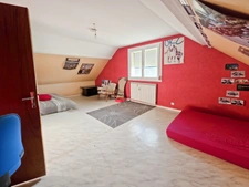 Montmorot – Grande maison de 198 m², 5 chambres sur 1 946 m² de terrain