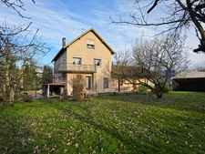 Rare sur le secteur – Maison familiale avec grand terrain aux portes de Lons-le-Saunier (39)