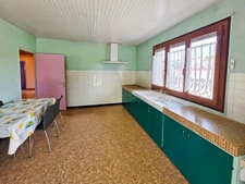 Maison 5 pièces avec grand terrain constructible – environnement calme – proche voie verte