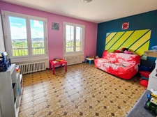 Maison familiale de 13 pièces 211 m² dont un appartement indépendant de 68 m² – Sur les hauteurs de Perrigny, proche de Lons-le-Saunier