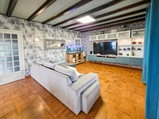 Maison familiale de 13 pièces 211 m² dont un appartement indépendant de 68 m² – Sur les hauteurs de Perrigny, proche de Lons-le-Saunier