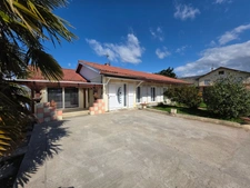 EXCLUSIVITÉ – Maison familiale de 156 m² avec terrain arboré de 1500 m² à SAINT AMOUR (39)