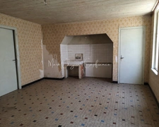 Maison ancienne à réinventer ... LAGUENNE-SUR-AVALOUZE (19)