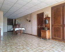 Grande maison avec vue panoramique – COSNAC (19)