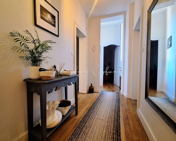 129 m² de charme et de lumière au coeur historique - BRIVE LA GAILLARDE (19)