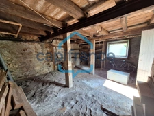 🏡 Maison à fort potentiel : terrasse avec vue, caves et configuration évolutive – TULLE centre, Corrèze (19)