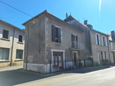 🏡 MAISON de village – Idéal premier achat ou investissement à PLEAUX (15)