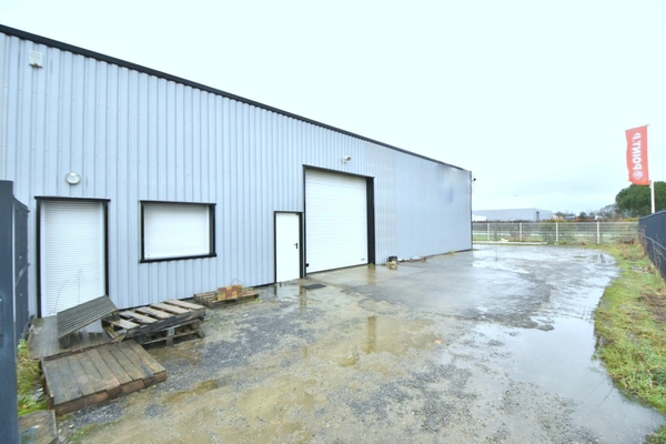 Local/bureau à vendre MACHECOUL (44)