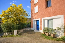 Maison avec Piscine et vue dégagée + appartement 42m²