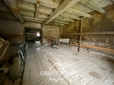 Maison à vendre 4 pièces VAL SURAN - 1.1 hectare de terrain