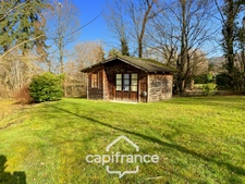 Propriété à vendre - Ancienne chapelle - 8 pièces CUISEAUX (71) sur 1.1 hectare de terrain.