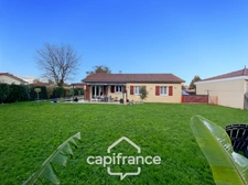 Maison à vendre -plain pieds - 5 pièces POLLIAT (01)