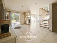 Maison à vendre 8 pièces BEAUFORT (39)