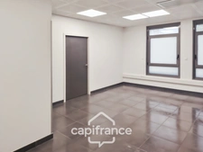 Beaurepaire, à vendre Locaux professionnels loué