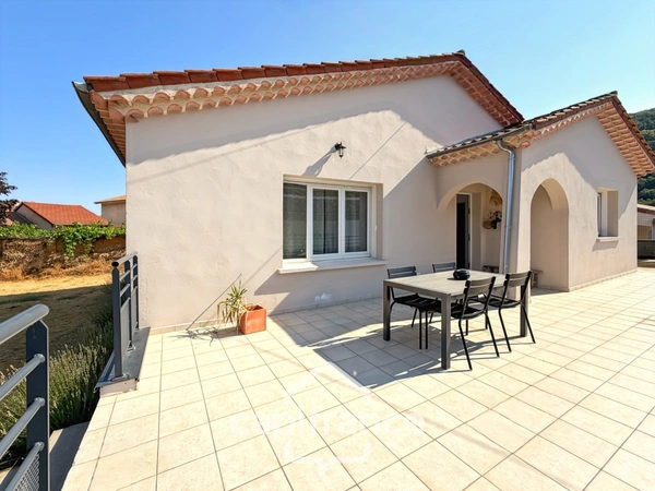 Maison de 90m² avec studio indépendant à LAVEYRON (26)