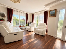 BEAUREPAIRE (38)– MAISON DE PLAIN-PIED – 3 CHAMBRES