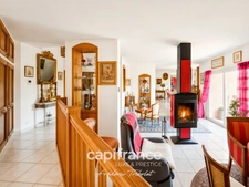 173 sqm family home – 4 bedrooms, home office, swimming pool, open views and EPC rating C – Châtillon-d’Azergues