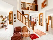173 sqm family home – 4 bedrooms, home office, swimming pool, open views and EPC rating C – Châtillon-d’Azergues