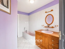 173 sqm family home – 4 bedrooms, home office, swimming pool, open views and EPC rating C – Châtillon-d’Azergues