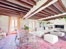 ANCIEN CORPS DE FERME EN PIERRE – 241 m² – GRANGE – 13 205 m² DE TERRAIN (78)