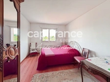 🏡 Family Home with Pool, Open Views & Great Potential – Impasse des Coteaux d’Amancey, Châtillon (69380)