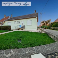 # Maison familiale de 88 m² avec terrasse, grenier aménageable et beau potentiel – Chapelle-Voland