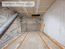 Authentique maison de village avec cave voûtée et combles aménageables
