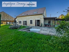  Character stone house in Geruge JURA