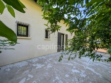 3-level house – 161 m² of living space – great renovation potential
