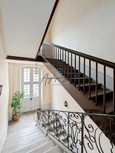 Appartement à rénover au cœur de Lons-le-Saunier – 164,83 m² pour donner vie à vos idées