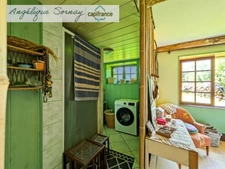  Long farmhouse with outbuildings on 3,115 m² – Francheville 39230