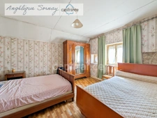 LOUHANS – 202 m² / 6 CHAMBRES / 2 500 m² / 4 GARAGES – UN POTENTIEL RARE !