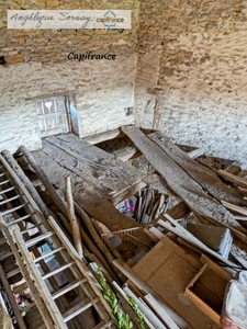 House to be completely renovated SAINT JULIEN (39)