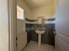 Quiet single-storey house in Branges – 65 m², 2 bedrooms, 436 m² plot, close to Louhans (5 min)