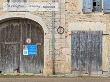 House to be completely renovated SAINT JULIEN (39)