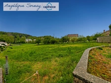 Maison familiale rénovée partiellement avec grange et vastes espaces – Jura BONLIEU