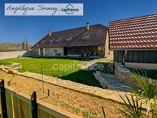 FOR SALE – EXCEPTIONAL PROPERTY – 39230