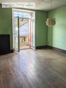  EXCLUSIVE LONS LE SAUNIER (39) TOWN HOUSE 5 min from the town center – Garden