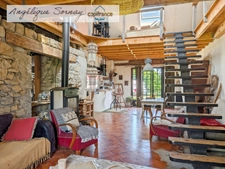  Long farmhouse with outbuildings on 3,115 m² – Francheville 39230
