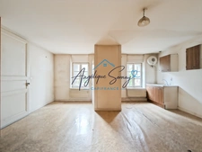 Appartement à rénover au cœur de Lons-le-Saunier – 164,83 m² pour donner vie à vos idées