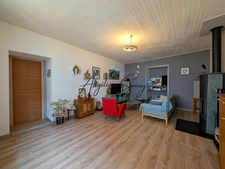CHILLE – MAISON DE VILLAGE MITOYENNE DE 160 M² AVEC GARAGE, STATIONNEMENT 