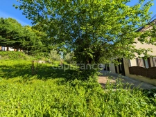 3-level house – 161 m² of living space – great renovation potential