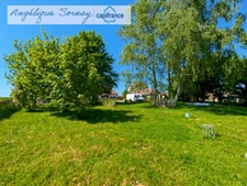  Long farmhouse with outbuildings on 3,115 m² – Francheville 39230