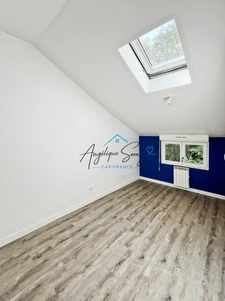 COUP DE CŒUR – DUPLEX RÉNOVÉ 97 M², 3 CHAMBRES, AU CALME FACE À LA NATURE SAINT GENIX SUR GUIERS (73)