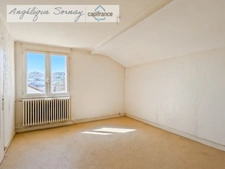  Detached house 175 m² with full basement – Lons-le-Saunier