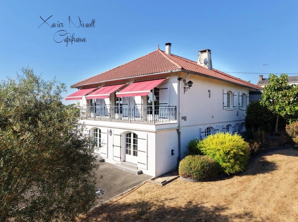 Maison à vendre 10 pièces proche de NIORT (79)